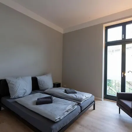 Zwei Lofts In Kulturdenkmal Naehe Zentrum *